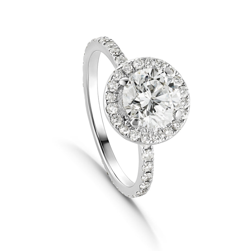 Round Brilliant Cut engagement ring